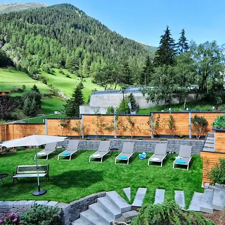 Garni Stefanie Готель 4*